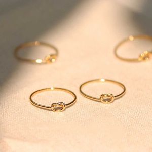 Design klassischer Charme Celinly Ringe für Paare Kalt und Stil leichter Luxus vielseitiger Ring S925 Silber Goldplated Design Knott Maln