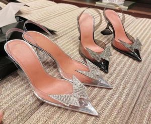 صندل إيطاليا امرأة أمينة مودي ساتان أسود بيغوم حبال الكعب الكريستال بروش مضخات slingback shoes7572827