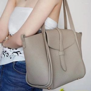 TOTES LADIES TOTE Büyük Kapasiteli Tasarımcı Cowhide Omuz Çantası Seyahat Deri 2024 Alışveriş