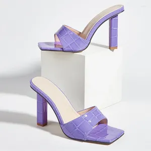 Pantofole eleganti tacchi alti viola per donne donne in pelle serpente in pelle sandali quadrati scarpe da festa estate