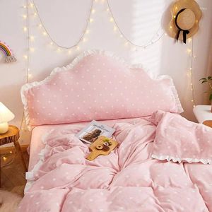 Подушка плюшевая бархатная кровать с большим S или большим для чтения и развлечения белые кружевы украшают спальню