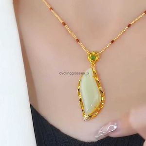2024New Imitation Jade Small Man Waist Pendant Necklace for Women with Four Seasons Wearable Clothing Accessories 1AEQD