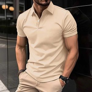 Herrpolos 2024 Mens Ny bästsäljande poloskjorta Elastisk kortärmad t-shirt Mens andas andas kommersiella lapel street slitage Z240529