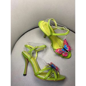 High Butterfly 2024 Sandals Heels Женская туфли для вечеринки Гладиатор Зеленая свадьба Тонкая богемия 3ED