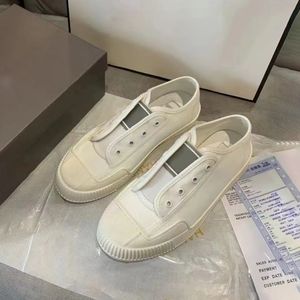 Klasik koşu ayakkabıları düşük espadrille 10a siyah beyaz erkek düz kapalı tuval platformu spor ayakkabı tasarımcısı loafer tenis lüks ayakkabı güzel yürüyüş eğitmeni elbise bayanlar rahat