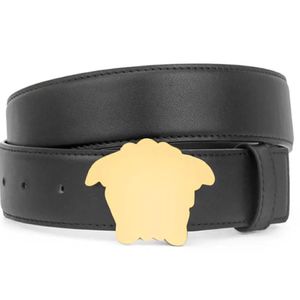 Cinturão da moda Man Woman Belts Designer Smooth Gold Sliver Gun Blackle Top Quality Cazeira Largura de couro 3 8cm G227023F 272R