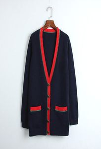 814 2018 Brand de outono Mesmo estilo Cardigan Cardigan Sweater de manga longa regular Letra V Sweater de pescoço qian3455656