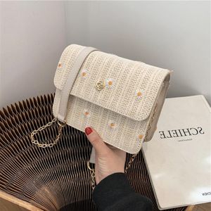 Łańcuchowe ramię Western Small Daisy Style torebka 2021 Nowa dziewczyna Crossbody Letnia torba Single Square Fashion LQDFV 2844