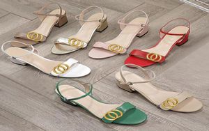 الكلاسيكية عالية الكعب الصنادل حفلة 100 جلدية المرأة مصمم أحذية مصمم أحذية مثير 5 سم ليدي حزام المعادن الكعب السميك W2834044