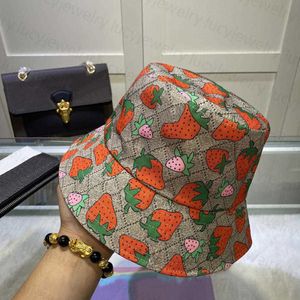 Fashion Baseball Caps Strawberry Bucket Hat Designer Classic Hats Letter Print Plaid Design for Man Woman 2 Style Top Quality 5656 234e