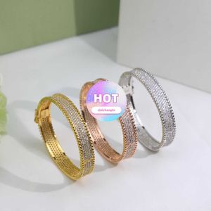 Оригинальные браслеты 1to1 Все бриллианты Bangles Bangles Dewelry Unisex Personality Dance Party Superior Superior с коробкой