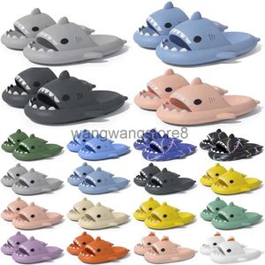 Free Shipping Designer Shark Slides Sandal Slipper Sliders For Men Women Sandals Slide Pantoufle Mules Slippers Trainers Flip Flops Sandles Color66666