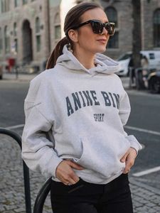 Kadın Hoodies Sweatshirtleri Kadınlar İçin Yeni Mektup Sweatshirtler Bahar Sonbahar Kıyafetleri Vintage Gevşek Güzbeli Sweatshirt Kadın Moda Külotları Hoodies Üstleri Z240529