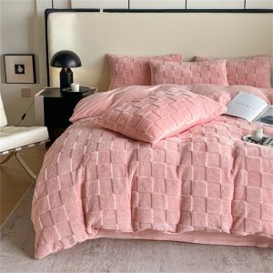 Tafu Velvet Home Bed Linen Plaid Comporter Bed Cover Full Set Microfiber Bedding Plush Quilt Däcke Täck Dubbelbodet Set Set
