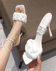 Elbise ayakkabıları kadın039s sandaletler beyaz strappy topuklu deri dar bant seksi yüksek 7cm 10cm 2021 Yaz Dokuma Kare Toe Toe Sandal2645721