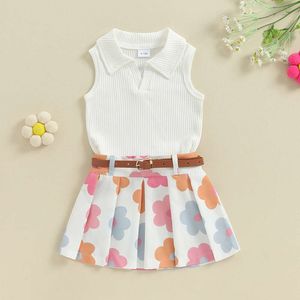 Kleinkind Baby Girl Summer Outfit Feste gerippte Strick -Tanktops Blume/Erdbeerabdruck Röcke mit Gürtel Kids Mode Kleidung Sets