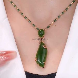 2024Golden bamboo necklace design with jade like temperament fashionable collarbone chain personalized clothing accessories 1038S