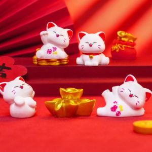 4/6/9 st. Set Mini Maneki Neko Ornament Animal Figurine Lucky Cat Figures roliga gåvor bilskrivbord Tillbehör Heminredningar