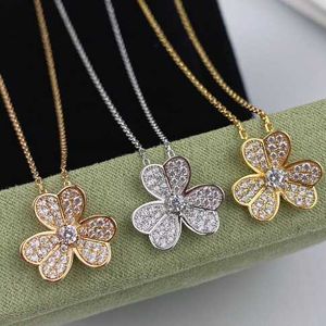 Klassisches elegantes Design vanly Halskette für Liebhaber Klee 925 Silber plattiert 18k Gold mit Diamanten modische frische vielseitige Blume i4Hz