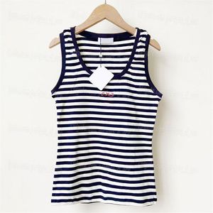 Stripe Women Tanktops Luxus Designer Strick -Westen Tanks Sommerzugeschnittene ärmellose Tops Kontrastfarbe Singulett Schlanke Fit Westen