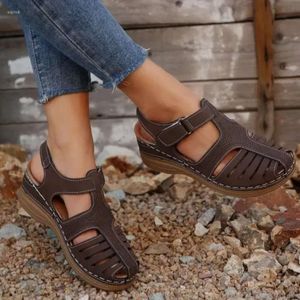 Stora sandaler kvinnor sommars storlek klassiska romerska andningsskor fast färg trendig mångsidig claic sh a3f ize hoes olid h