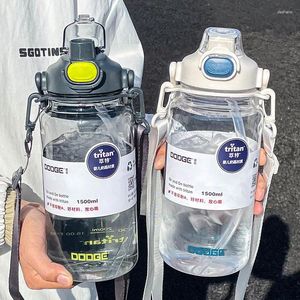 Vattenflaskor stor kapacitet sport ryggsäck plast kopp för flickor bärbar utomhus dubbel dryck halm högt estetiskt utrymme