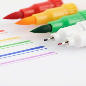 12 Penne di schizzo artistiche colorate Imposta marcatore di pennelli a doppia testa d'acqua per calligrafia, riviste di proiettile, colorazione e disegno