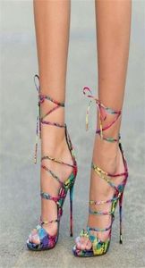 جديدة للأزياء نساء ملونة Snakeskin Cross Strappy Thin Thin Heel Sandals مثير الدانتيل المزيج للألوان الأشرطة الصنادل فستان الأحذية 3123288