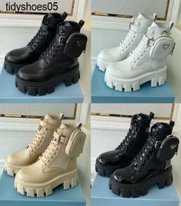 Novos designers homens homens botas monolith shiny shiny nylon bolsa de combate sapatos de combate nylon hailf externo de fundo grosso de comprimento médio 32462549