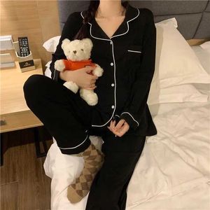 Women's Sleepwear Womens cute pajama set autumn and winter pajamas womens long sleeved top and pants 2-piece solid underwear set casual pajamas d240530