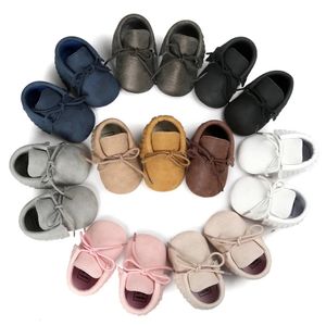 Baby Shoes born Infant Boy Girl Classical Laceup Tassels Suede Sofe Antislip Toddler Crib Crawl Moccasins 10colors 240530