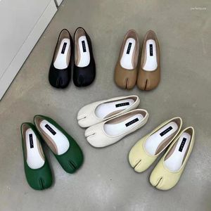 Casual Shoes 2024 Spring Women Split Toe Flats Fashion Grunt Slip On Ladies Ballet Soft Leather Outdoor Loafers Zapa