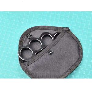 Utomhus Universal Brass Knuckle Duster Boxing Självförsvar Fyra fingerspänne Broken Window Camping EDC Tool Kit