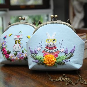 Handgjorda bärbara väskesarbeten Diy Animal Embroidery Kit With Hoop Cross Stitch Flower Set Handwork Sewing Art Craft Gift