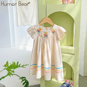 Abiti da ragazza Umorismo Orso ragazze Nuova vestito da ricamo arcobaleno Summer volanti Contrasta gonna di cotone vestidos Outfit casual 2-6y H240530