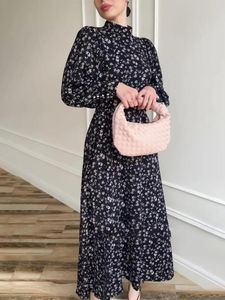 エスニック服Eidイスラム教徒の女性のためのドレスラマダンフローラルスウィートロングドレス