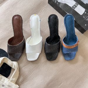 Yüksek Topuk Tasarımcı Sandalet Sandalet Kadın Elbise Ayakkabı Terlik Orta Topuk Neo Revival Mules Topuklu Bayanlar Denim Mavi Beyaz Siyah Kahverengi Klasikler Slaytlar Deri Sandal Kutu