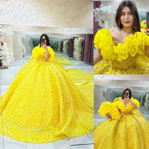 Sparkly Quinceanera Dresses Sweetheart Off Shoulder Sleeveless Sequins Crystal Ball Gown Tulle Tired Sweep Train Evening Prom Gowns