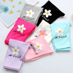 Pantaloni per ragazze leggings in stile coreano leggings primavera estate elastica per bambini con stampa floreale adolescenti abbigliamento l2405