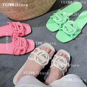 Designer Slide Woman Rubber Sandal Flat Slipper Cut-Out Mule Pool Comfort Slide House Flip Flops Summer Beach Slider