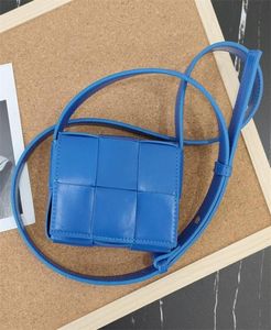 12854cm Designerin Kassette gestrickt Mini -Umhängetaschen Frauen Brand Square Handtaschen WEAVE CROSSBODS -TURSE MIT OPP -SAPT SABE 061710 ITEM3037419
