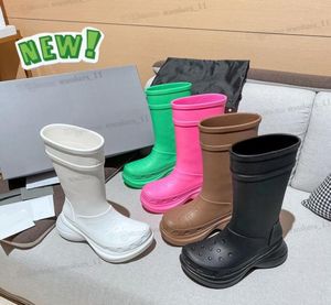 2022 Women Designer Boot Boots Rain Rubber Winter Rainboots Platform Ankle SlipOn Half Pink Black Green Focalistic CROSS Outdoor 2697004