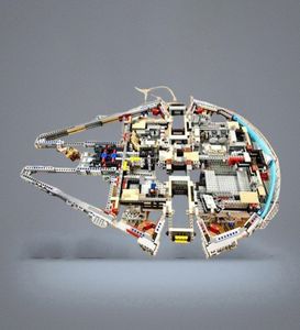 Yeni Geldi 75192 Millennium Falcon Yıldız Planı Savaşları Movel Yapı Taşları Diy Tuğlalar Oyuncaklar 8445pcs Çocuklar için Hediye AA2203176096606