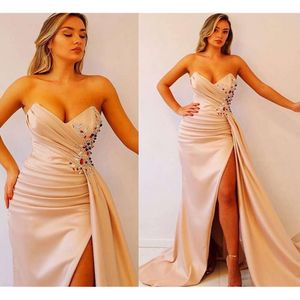 Plus Size Arabic Aso Ebi Champagne Beaded Crystals Prom Dresses Sweetheart High Side Split Evening Formal Dress Party Wear 0530