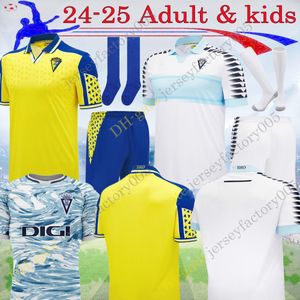 24 25 specjalne Kadiz Carnaval Specjalne koszulki piłkarskie 2024 Home Away Away Lozano Lucas Mabil R. Alcaraz Alarcon A. Negredo Blanco Men Kit Sets Football Sets