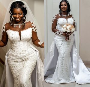 2024 Arabiska ASO EBI Plus -storlek Lyxig vit sjöjungfru bröllopsklänning Spetspärlade kristaller brudklänningar klänningar ZJ0355