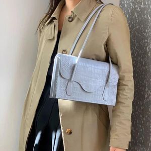 Omuz çantaları vintage kadın çanta marka tasarım timsah desen kadın çanta gündelik katı flep pu deri totes bolsa kadınsı