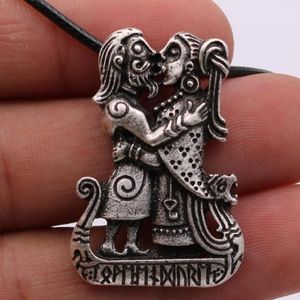 Casal vikings amantes em runas viking ship amulet talisman colar para mulheres homens judeus 2020 Natal 318l