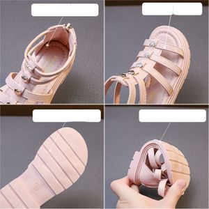 女の子のサンダリアサンダル夏の新しいファッションキッズリベットリベットプリンセスハイトップローマの靴女子靴