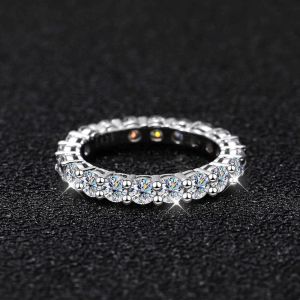 Ringar 22 CT Full Moissanite Eternity Band Sterling Silver Dcolor White Gold Finish Wedding Ring for Women Fine SMEEXKE